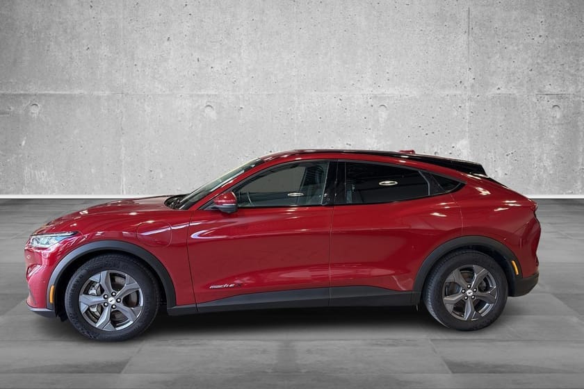 Bilde 3 av Ford Mustang Mach-E Long Range LongRange RWD 610km Hengerfeste Nyservet++