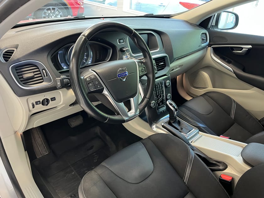 Bild 3 av Volvo V40 