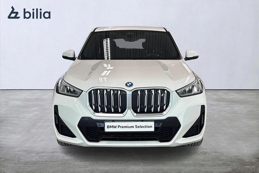 Bild 5 av BMW iX1 xDrive30 xDrive 30 M-Sport | Backkamera | Rattvärme | Sportstol