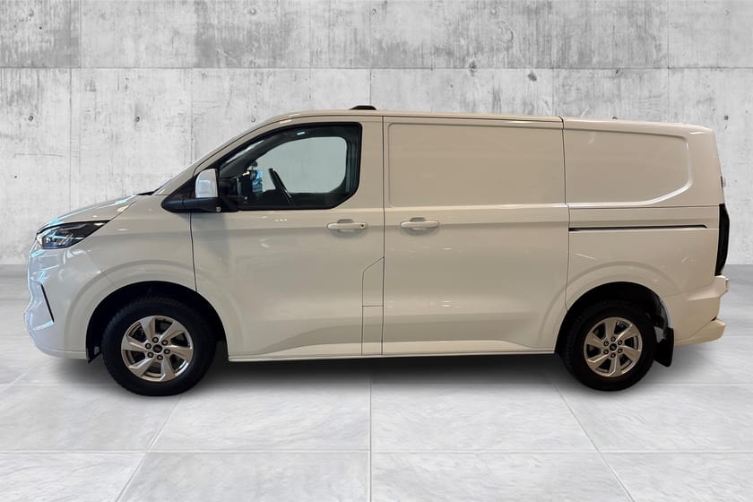 Bilde 2 av Ford Transit Custom 320 Limited AWD L1 H-feste/Webasto/Kamera/2xskyvedør/ACC++