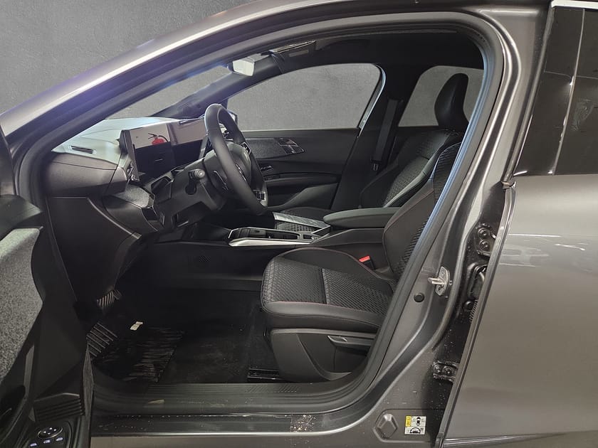 Bild 5 av Renault Clio TCe 115 techno 5-d