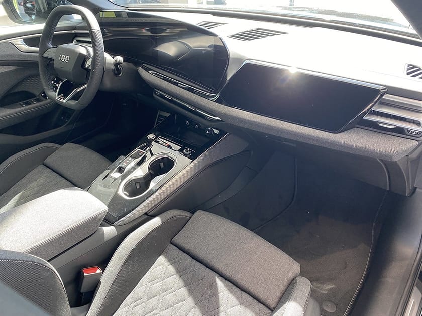 Bild 4 av Audi A6 Avant e-hybrid quattro 220 KW S TRONIC