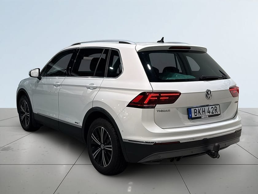 Bild 5 av Volkswagen Tiguan 2.0 TDI DPF SCR 4Motion GT Drag Pano Dvärm Kamera SoV