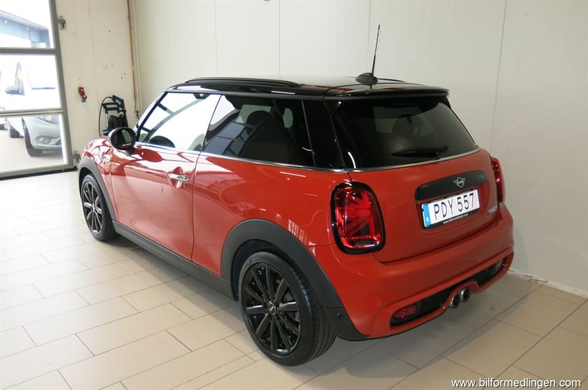 Bild 4 av MINI Cooper S 192hk Aut. V-Hjul Sv-Såld