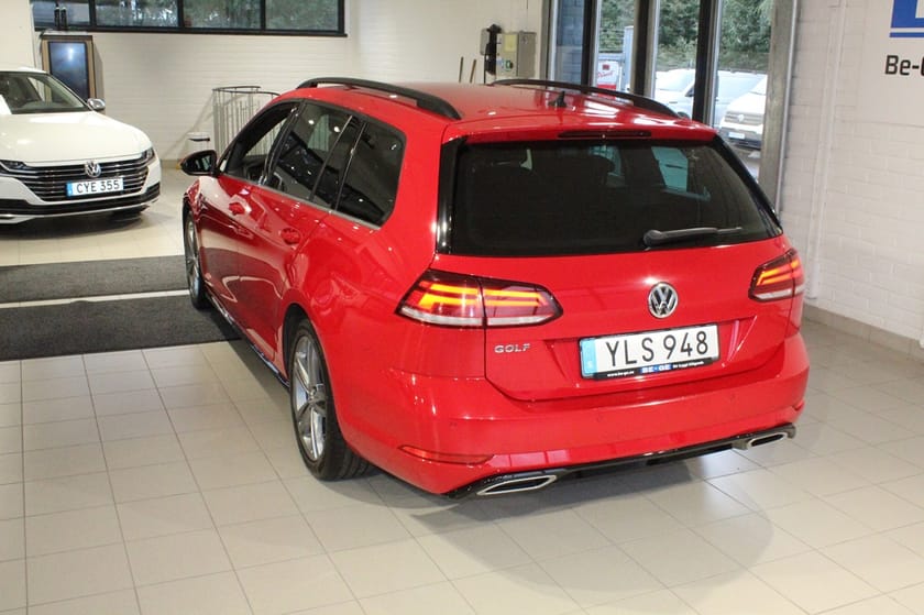 Bild 4 av Volkswagen Golf Sportscombi 1.4 TSI R-Line Dragkrok