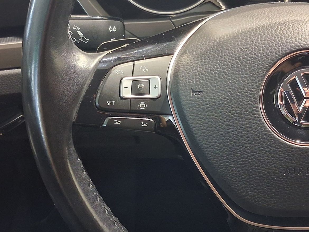 Volkswagen Volkswagen Touran — bild 9