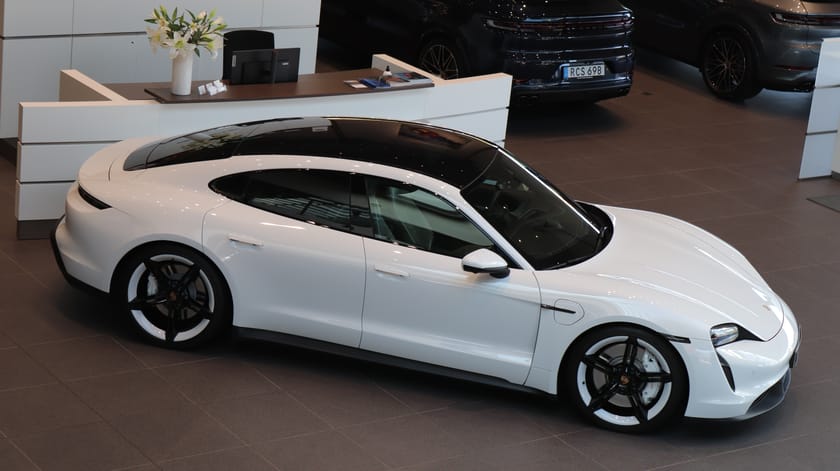 Bild 5 av Porsche Taycan 4S Helläder / Bose Surround / 21" Mission E