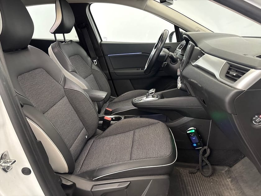 Bild 5 av Renault Captur E-TECH Plugin-Hybrid 160