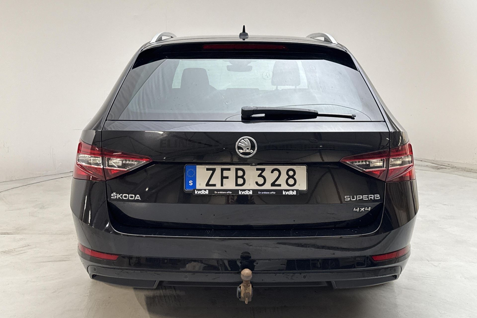Skoda Superb Kombi 2.0 TDI 4x4 SCR 2018, bild 6/10