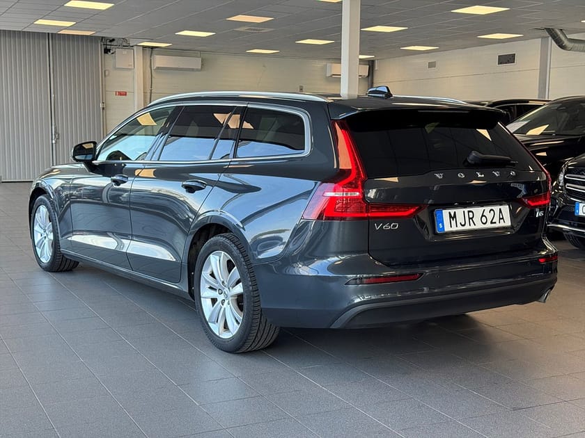 Bild 4 av Volvo V60 D3 Geartronic Momentum Advanced Pano Värm