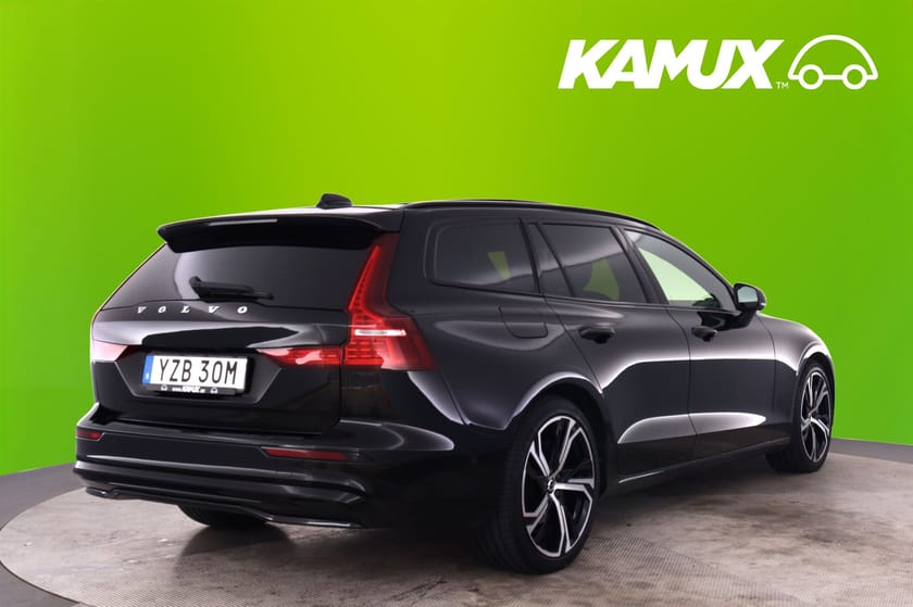 Bild 4 av Volvo V60 Recharge T6 AWD 399hk Ultimate Dark Pano 360 HuD H/K Läder Elstol