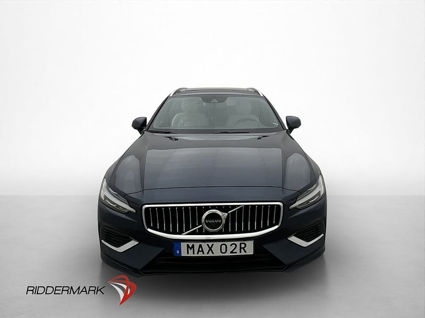 Bild 2 av Volvo V60 T8 AWD Inscription Pano Värmare 360° H/K Drag