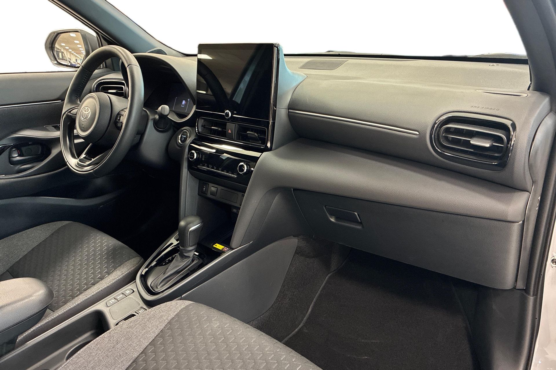 Toyota Yaris Cross 2025, photo 6/10