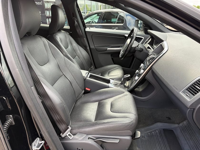 Bild 5 av Volvo XC60 D4 AUT, Summum Business, Drag, Nav, Värmare, Backkamera