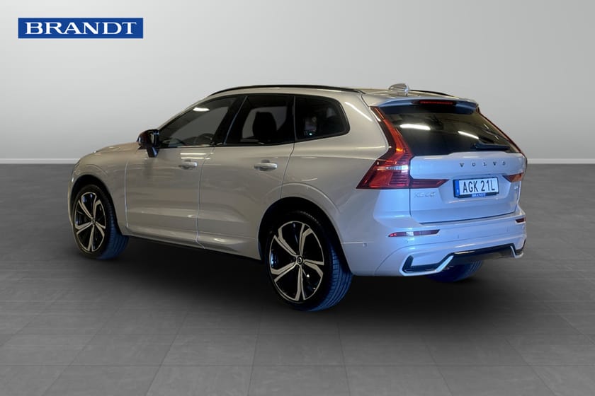 Bild 2 av Volvo XC60 B5 AWD Bensin R-Design
