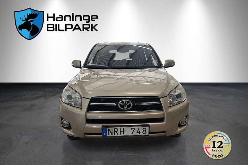 Bild 3 av Toyota RAV4 2.0 VVT-i 4x4 AUT SUPERDEAL 3.95% / PDC / FARTHÅLLARE
