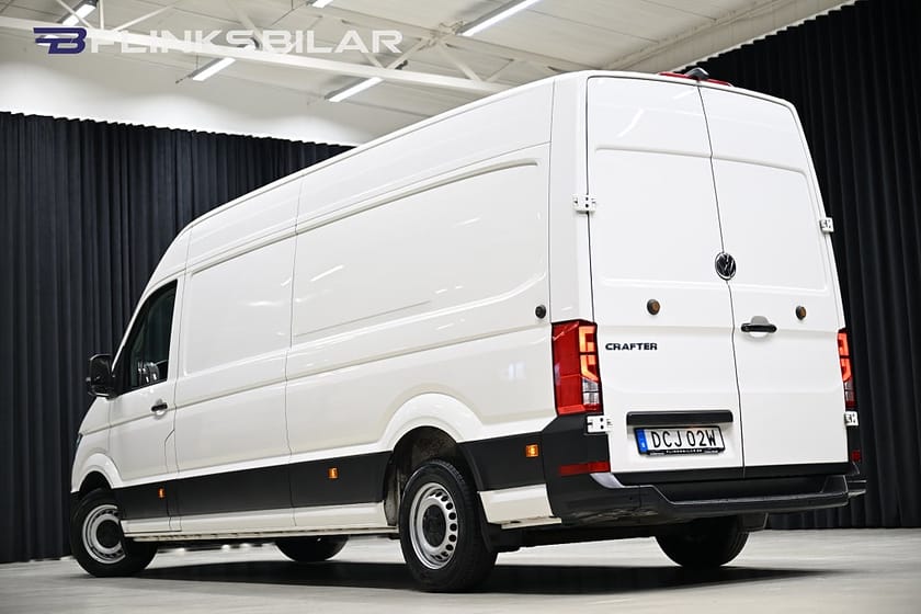 Bild 4 av Volkswagen Crafter 177HK L4 XL-Skåp Automat|LED|Värmare|Backkamera|Leasbar
