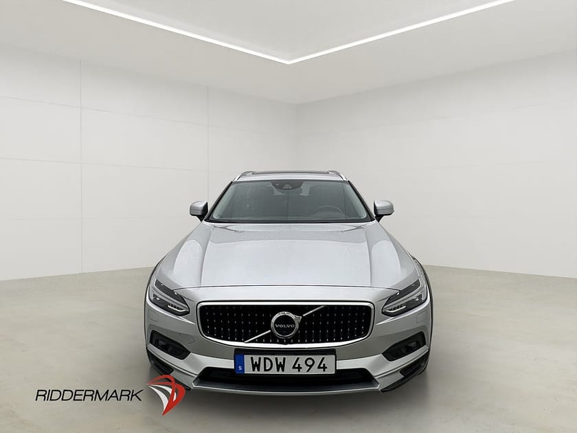 Bild 2 av Volvo V90 Cross Country B4 AWD Advanced SE Pano H/K HUD Drag
