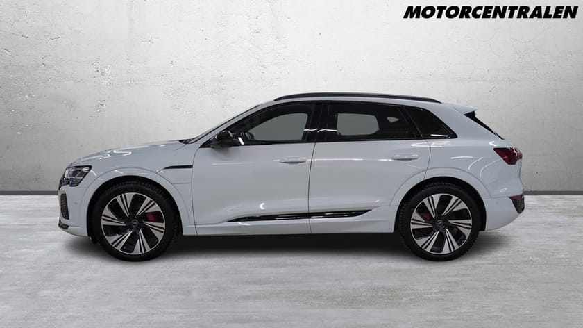 Bild 2 av Audi Q8 55 e-tron quattro