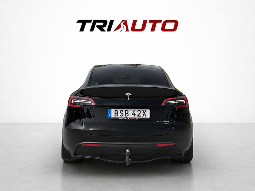 Bild 5 av Tesla Model Y Long Range AWD 514hk Premium Pano Värmepump