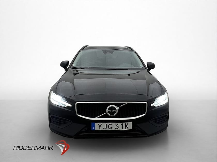 Bild 2 av Volvo V60 B4 Momentum Värmare Kamera Navi Rattvärm Drag MOMS