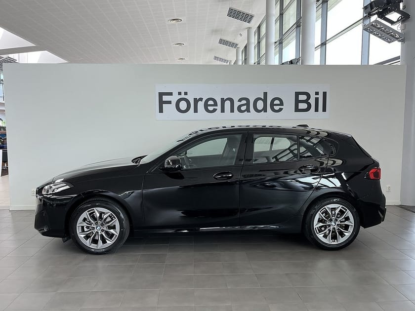 Bild 3 av BMW 120 Automat 17" Rattvärme Drive/Park Assist
