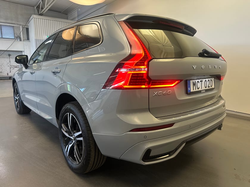 Bild 5 av Volvo XC60 Recharge T6 II Plus Dark Edition / Navigation / Dragkrok / Backkamera /