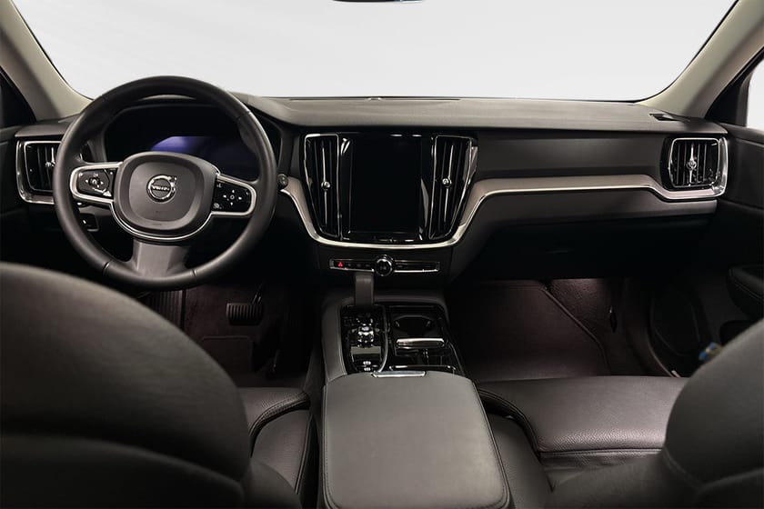 Bild 5 av Volvo V60 T6 Plus Dark Edition