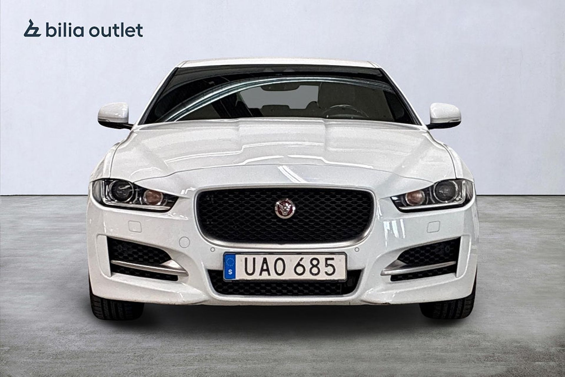 Jaguar XE 20t R-Sport 200hk 2019, bild 3/10