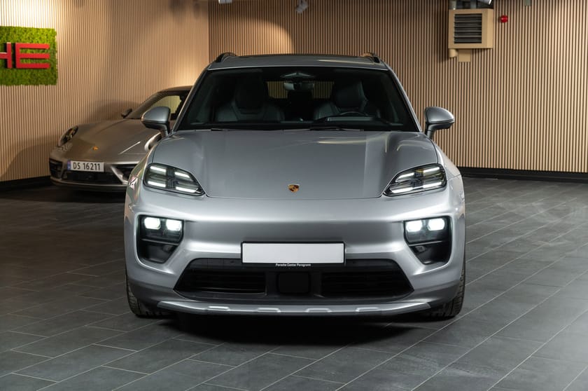 Bilde 2 av Porsche Macan 4S Krok/22"/Matrix/Sport-Chrono/ACC/BOSE/Head-Up/18-vei