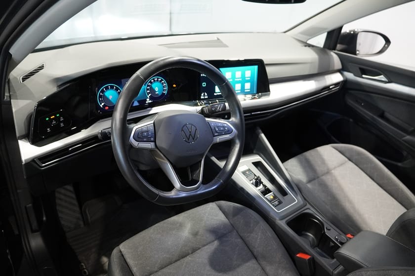 Bild 4 av Volkswagen Golf Sportscombi 1.5 ETSI AUT  - Kamera, Carplay, ACC