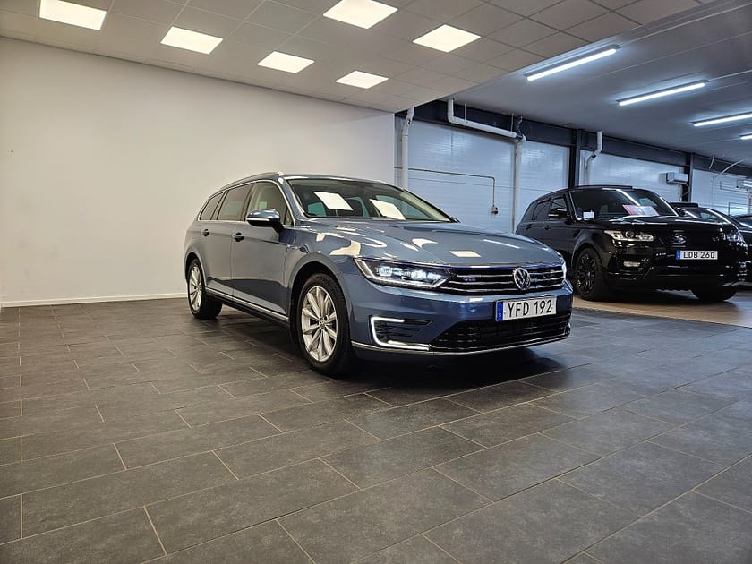 Bild 5 av Volkswagen Passat Variant GTE 1.4 TSI 218hk Laddhybrid Värmare Drag B-cam