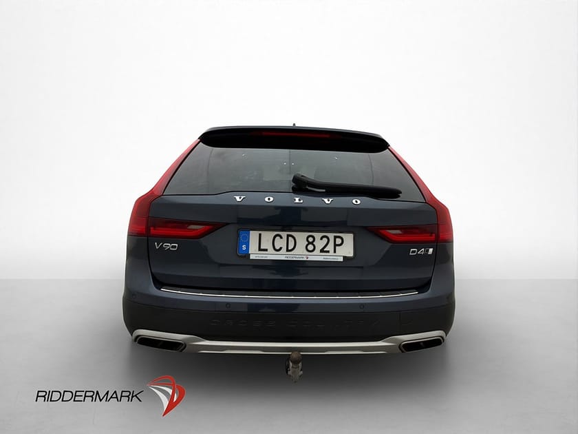 Bild 3 av Volvo V90 Cross Country D4 AWD VOC Pano B&W HuD 360° Skinn