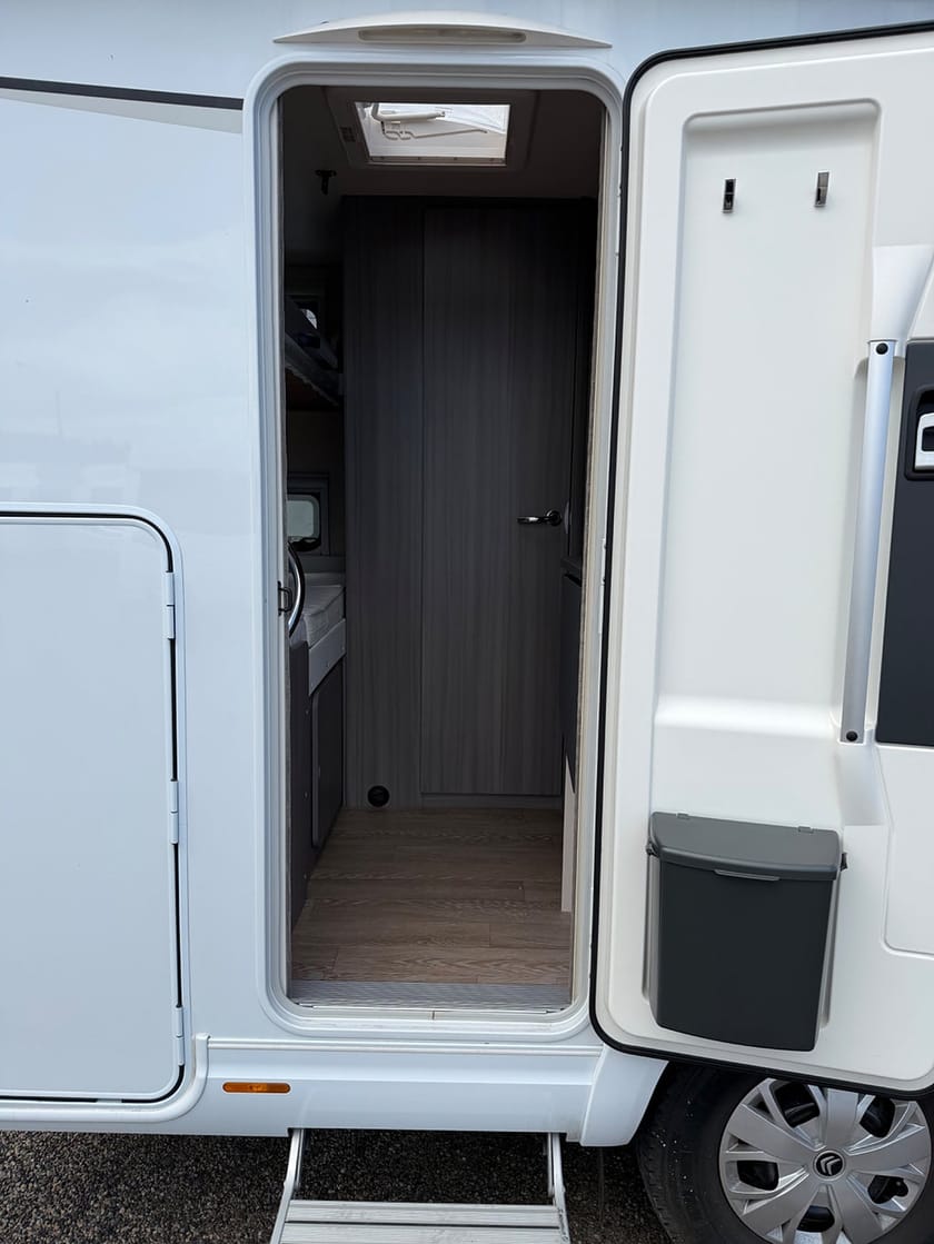 Bild 4 av Citroën Jumper Conversions Hobby T65 HKM AC 6-Bältade Låga mil