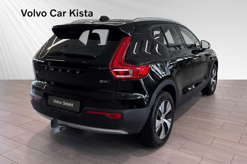 Bild 5 av Volvo XC40 B4 AWD Bensin Momentum Advanced Drag H/K 360Kam