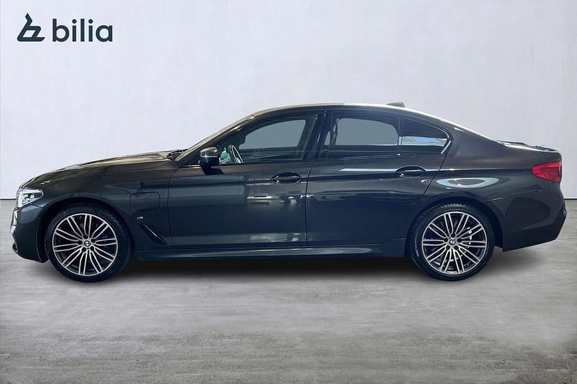 Bild 3 av BMW 530e iPerformance Sedan M Sport | H&K | Navi | Backkamera | Rattvärme