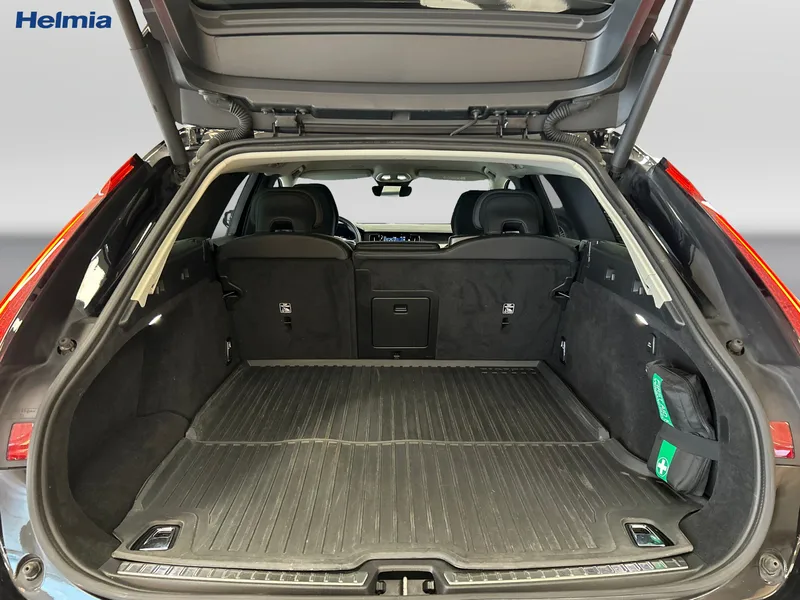 Bild 14 av 15 – Volvo V90 B4 Bensin Plus Bright