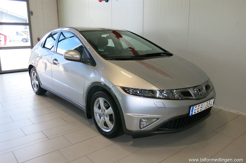 Bild 3 av Honda Civic 1.3 i-VTEC 99hk 1 Ägare V-Hjul Låga mil