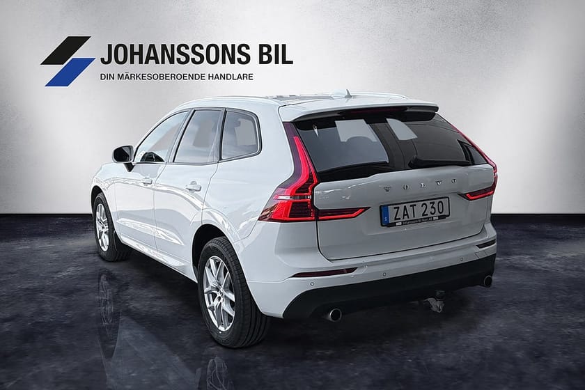 Bild 3 av Volvo XC60 D4 AWD Momentum Helskinn Kamera Värmare Drag SoV-däck