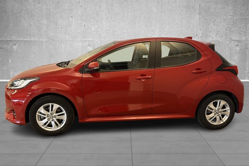 Bilde 2 av Toyota Yaris Hybrid 1.5 Bensin Automatgir Active/1 eier/lav.km/