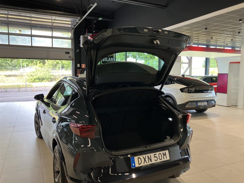 Bild 5 av CUPRA Formentor Adaptiv Farthållare, Sensorer Fram Bak, Rattvärme