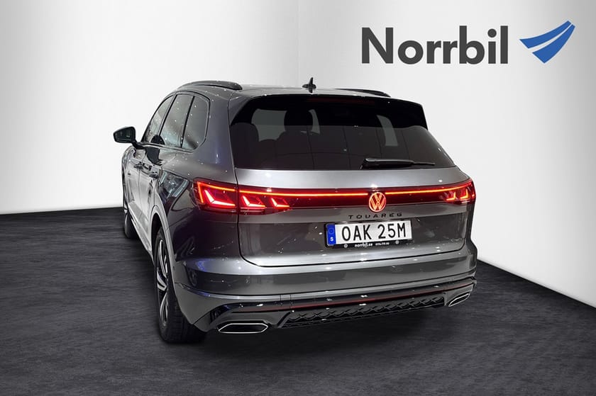 Bild 3 av Volkswagen Touareg R-LINE FInal Edition V6 TDI Hud Dynaudio Area View