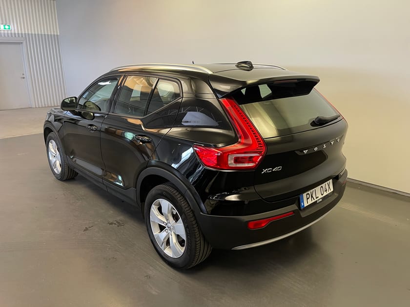 Bild 4 av Volvo XC40 T2 FWD Momentum Advanced