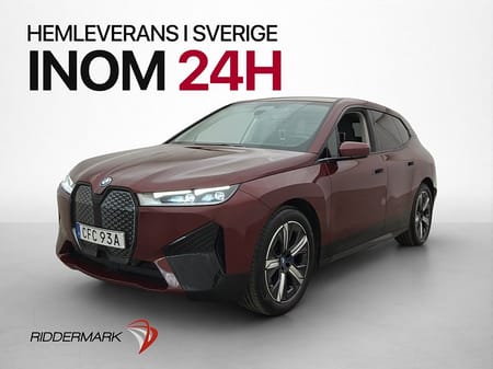 BMW iX xDrive50 Sport MOMS Skinn 360° Luftf H/K CarPlay Drag