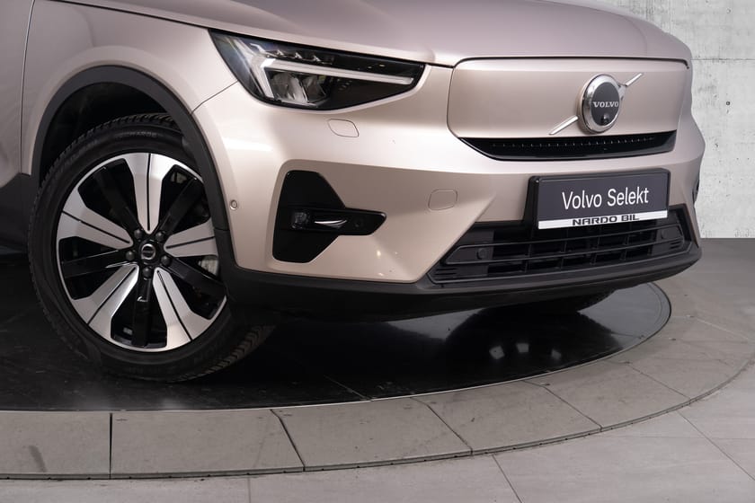Bilde 3 av Volvo XC40 Recharge Single Motor 231 hk Ultimate. 360 kam/Krok/Pan soltak/Oppv.ratt/HK