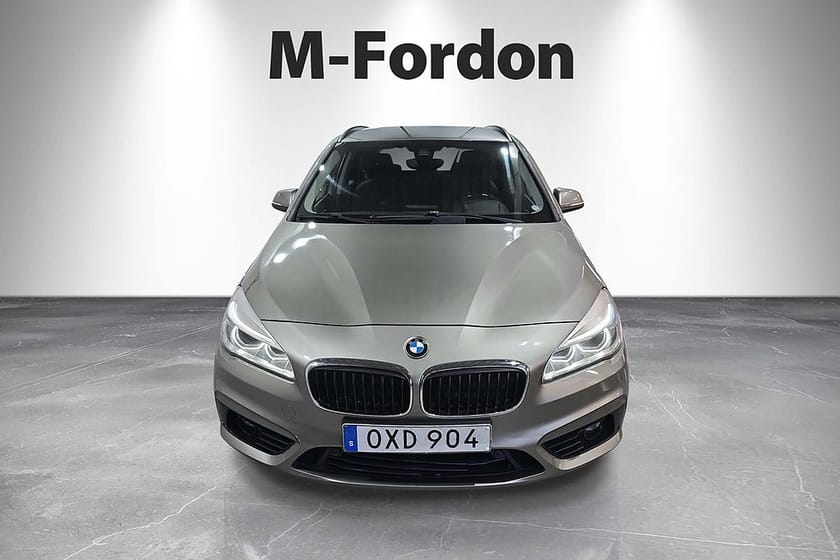 Bild 2 av BMW 218d Active Tourer Steptronic 150hk Sport line / Drag