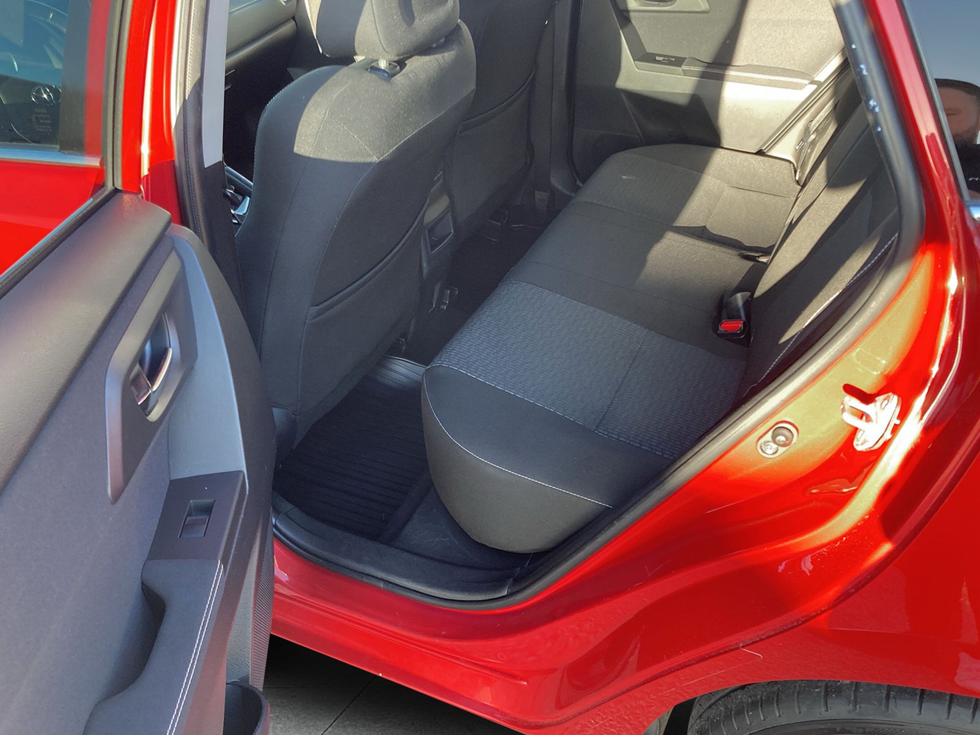 Toyota Auris 2015, bild 7/10