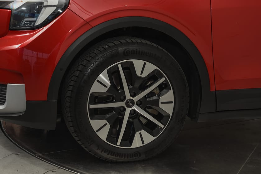 Bilde 4 av Ford Explorer EV Extended Range AWD Premium