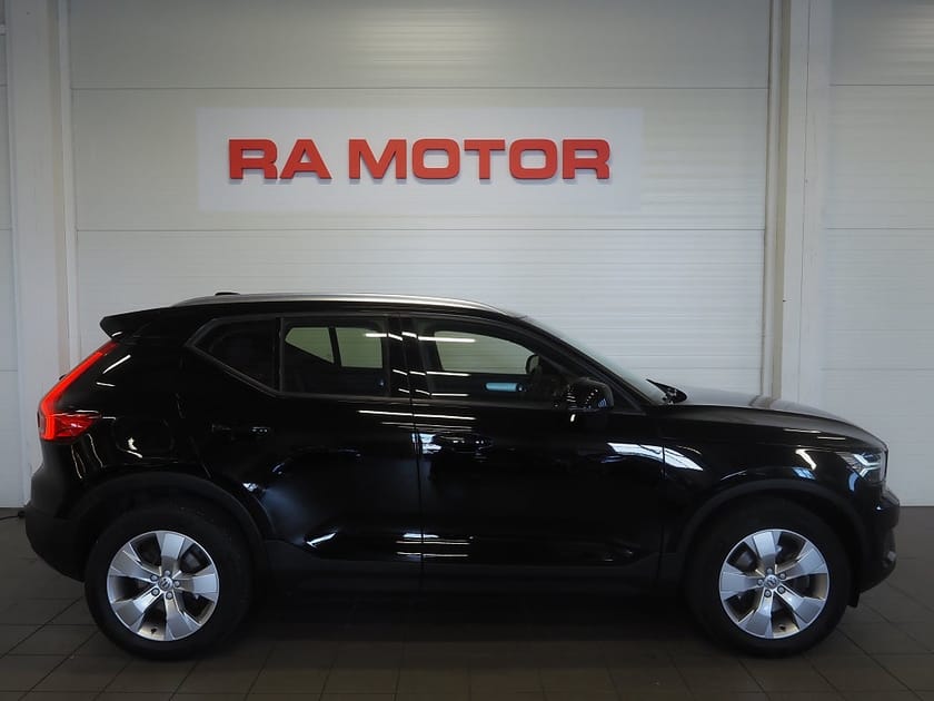 Bild 4 av Volvo XC40 T2 122hk Geartronic Momentum Adv |Navi|Kamera|Keyless|