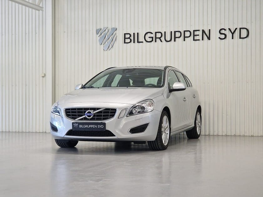 Bild 3 av Volvo V60 D4 Momentum Business Edition Pro|Värmare|